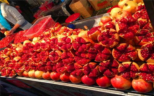 回坊吃瓜,吃瓜群众的味蕾盛宴