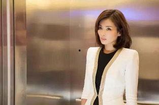 吃瓜莹莹,揭秘娱乐圈背后的甜蜜与苦涩