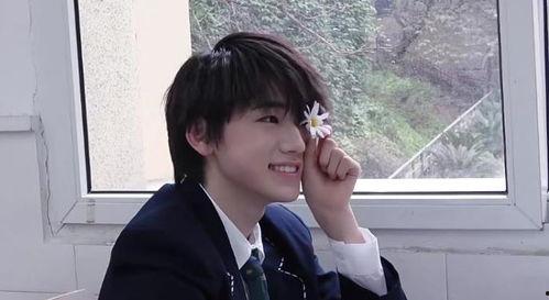 吃瓜明星宋亚轩,瓜田里的璀璨明星