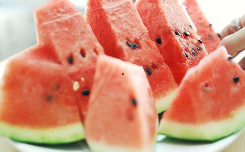 莱阳专业吃瓜,专业吃瓜者的美食之旅