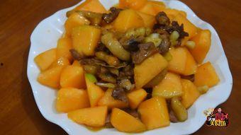 哈密瓜炒熟吃,哈密瓜炒熟，尽享清爽口感