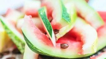 吃瓜方式用勺子,轻松掌握美食新姿势