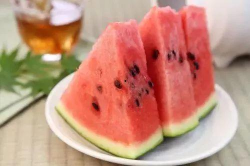 吃瓜最解暑,吃瓜解暑，清凉一夏！